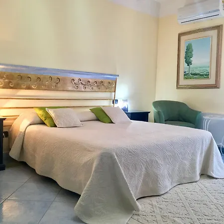 Hotel Su Lithu Bitti Exterior photo